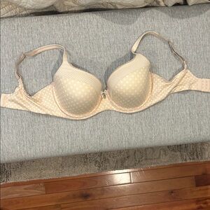 Victoria's Secret Body By Victoria Cream Polka Dot Demi Bra